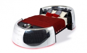 La cama de lujo dise&ntilde;ada a partir de un motor de avi&oacute;n que cuesta 20.000 d&oacute;lares