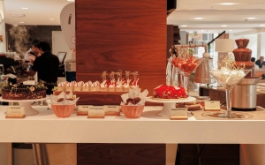 Engr&iacute;e a tu secretaria con el Tea Time Buffet del Courtyard Lima Miraflores
