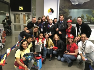 American Airlines y la Fundaci&oacute;n Something mAAgic  le cumplen el sue&ntilde;o a un ni&ntilde;o peruano con vacaciones m&aacute;gicas a Orlando