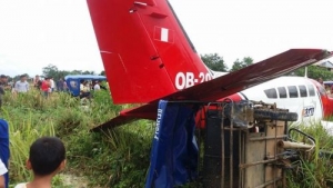 Avioneta se despista por fuerte viento y pasajeros salen ilesos en Loreto