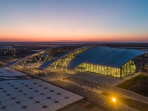 Un mega aeropuerto, la &uacute;ltima obra inaugurada en Rusia antes del Mundial