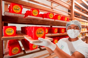 Turistas nacionales y extranjeros deleitan el paladar con el sabor de productos elaborados en Espinar