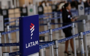 Latam pierde 573 millones de d&oacute;lares en un solo trimestre