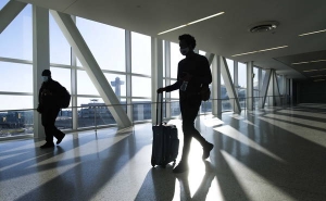 Estados Unidos mantendr&aacute; prohibici&oacute;n de ingreso a los viajeros europeos