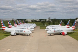 American Airlines recortar&iacute;a vuelos a 30 ciudades al expirar ayuda federal