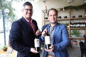 El Alquimista presenta una de sus marcas de vinos