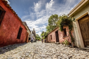 Uruguay devolver&aacute; el 22% del IVA a turistas peruanos