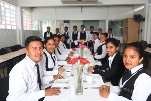 AccorHotels desarrolla en Cusco programa de RSC