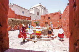 Reactivaci&oacute;n de turismo depende de la vacuna en Arequipa