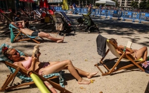 Par&iacute;s abre sus &ldquo;playas&rdquo; adapt&aacute;ndose este verano a las condiciones del coronavirus (FOTOS)