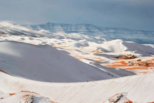 Desierto del Sahara se cubre de nieve por tercera vez en 40 a&ntilde;os (FOTOS)