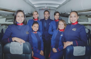 LATAM Airlines Per&uacute; present&oacute; la tripulaci&oacute;n oficial que acompa&ntilde;ar&aacute; al Papa Francisco en su primer viaje a nuestro pa&iacute;s