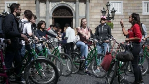 El turismo ya es el principal problema de Barcelona, seg&uacute;n sus vecinos