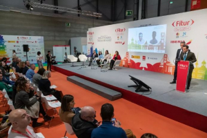 FITUR LGBT+ 2021 celebrar&aacute; jornadas y presentaciones tem&aacute;ticas
