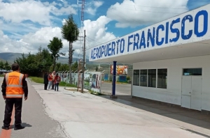 Viajeros con s&iacute;ntomas de coronavirus ser&aacute;n aislados si pisan aeropuerto de Jauja