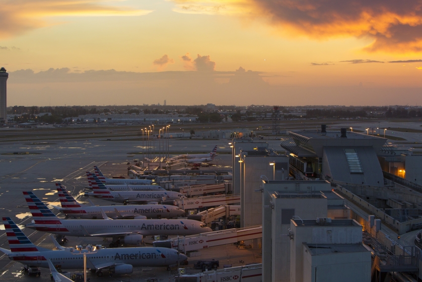 American Airlines celebra 30 a&ntilde;os de liderazgo en Miami