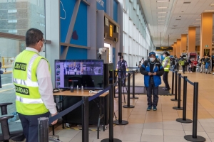 Aeropuerto Jorge Ch&aacute;vez implement&oacute; c&aacute;maras termogr&aacute;ficas en sus protocolos de ingreso