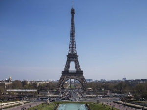 Cierran &ldquo;hasta nuevo aviso&rdquo; la Torre Eiffel por propagaci&oacute;n del coronavirus en Francia