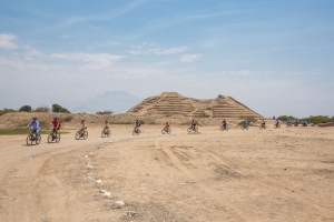 Viaje fascinante a pie o en bicicleta: promueven nueva ruta en Chan Chan