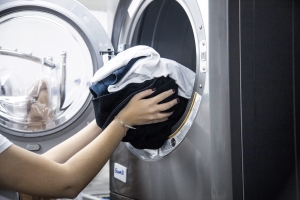 Cinco consejos b&aacute;sicos sobre c&oacute;mo desinfectar la ropa en tu propia casa a ra&iacute;z del Coronavirus