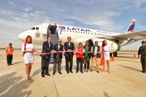 Aeropuertos del Per&uacute; (AdP) inaugura el primer vuelo comercial que unir&aacute; Pisco y Cusco