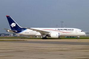 Investigan a Aerom&eacute;xico y Volaris por pr&aacute;cticas monop&oacute;licas Destacado