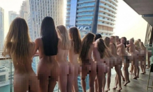 Dub&aacute;i (Emiratos &Aacute;rabes) deporta a modelos por posar desnudas en un balc&oacute;n de un hotel