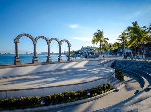 Puerto Vallarta recupera ocupaciones hoteleras pre-covid y supera el 70%