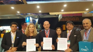 Bur&oacute; de Lima suscribe convenios de colaboraci&oacute;n y promoci&oacute;n con sus pares de Santiago y Mendoza en Fiexpo 2017
