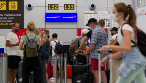 Espa&ntilde;a prorroga restricciones a los vuelos desde Reino Unido, Sud&aacute;frica y Brasil
