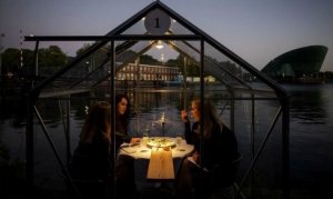 Holanda impulsa invernaderos en restaurantes contra el coronavirus (V&Iacute;DEO)