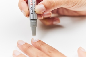 ISDIN SI-NAILS, el mejor producto para recuperar las u&ntilde;as fr&aacute;giles y quebradizas