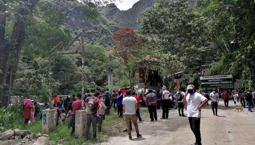 Cierran ingreso a Machupicchu por protestas en las zonas aleda&ntilde;as