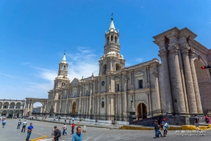 &iexcl;Visita el centro hist&oacute;rico de Arequipa!