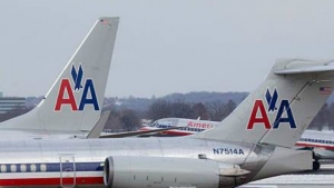 American Airlines gana 1.037 millones en el primer semestre, un 37,2% menos