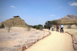 Lanzan iniciativa "Viaje al pasado en bicicleta" en Museo de T&uacute;cume
