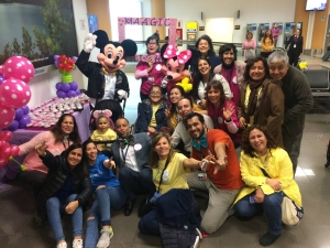 Fundaci&oacute;n Something mAAgic y American Airlines cumplen sue&ntilde;o de ni&ntilde;as peruanas con vacaciones en Orlando