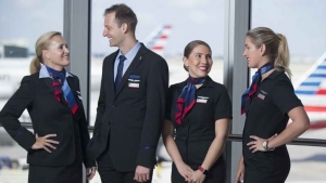 American Airlines pide a 3.300 auxiliares de vuelo que se reincorporen y planea nuevas contrataciones