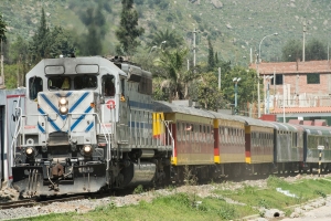 Ferrocarril San Juan de Marcona impulsar&aacute; transporte de pasajeros