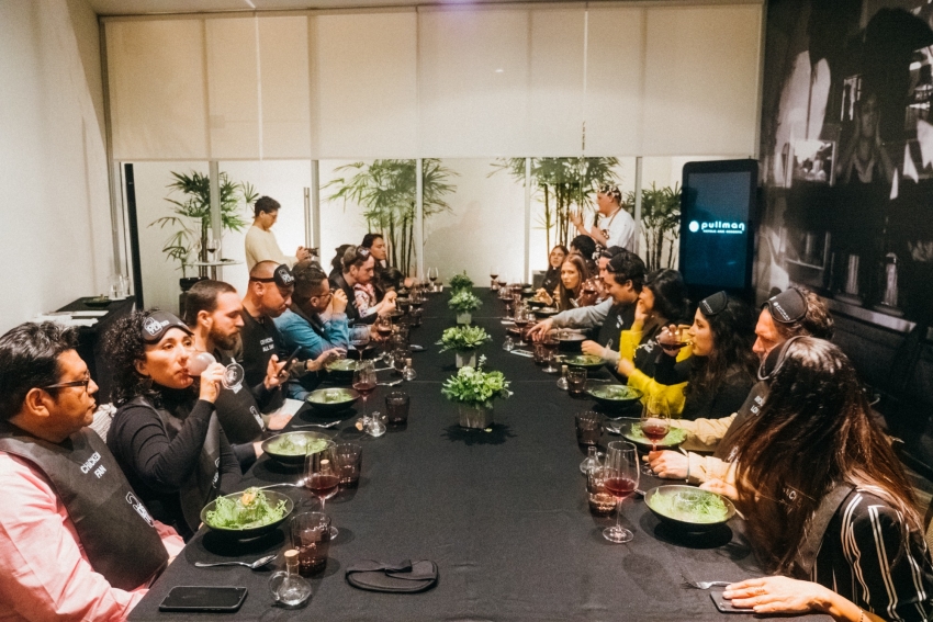 Blind Taste: La experiencia gastron&oacute;mica a ciegas en edici&oacute;n de San Valent&iacute;n