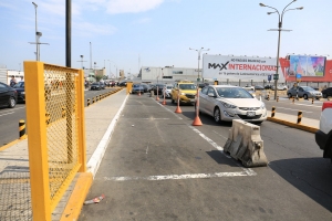 Aeropuerto Jorge Ch&aacute;vez: PNP realiza operativo para liberar la V&iacute;a Libre