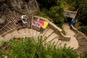 Competencia de ciclismo de monta&ntilde;a en descenso ingresa al libro de los R&eacute;cords Guinness