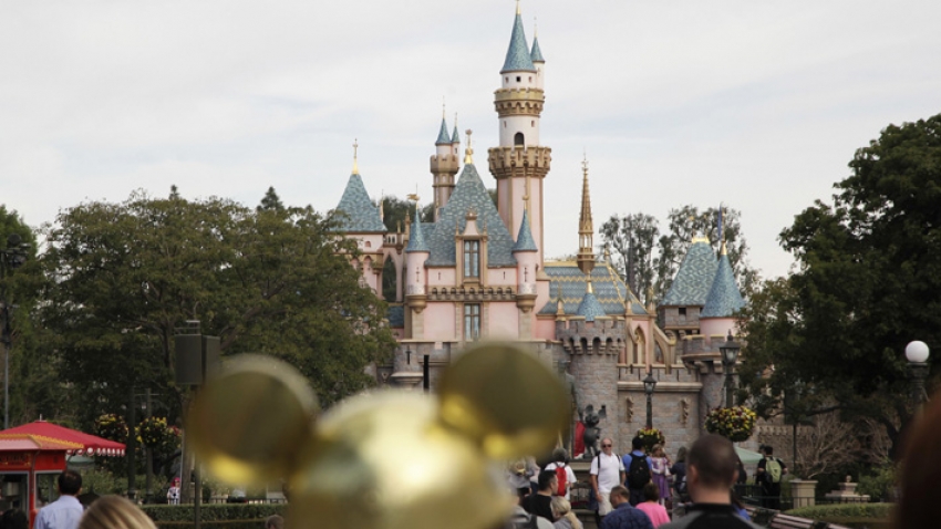 Disneyland se mantiene en alerta por enfermedad potencialmente mort&iacute;fera