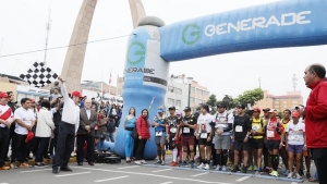 Ministro Valencia: ultra marat&oacute;n &ldquo;Carrera Sin Fronteras&rdquo; es una muestra de integraci&oacute;n entre el Per&uacute; y Chile