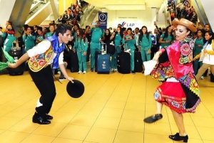 Reciben a delegaci&oacute;n de M&eacute;xico que llega a Lima 2019 a ritmo de m&uacute;sica peruana
