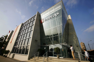 Indecopi fiscaliza a aerol&iacute;neas para que reduzcan afectaciones a los pasajeros por huelga de operadores a&eacute;reos
