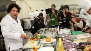 Gast&oacute;n Acurio vuelve a Espa&ntilde;a con su propuesta de cevicher&iacute;a Yakumanka en Barcelona