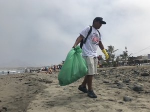 Playas tur&iacute;sticas del norte: 2.4 toneladas de desperdicios se recolectan en jornadas de limpieza