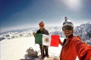 Monta&ntilde;istas mexicanos mueren en el nevado Artesonraju, en &Aacute;ncash