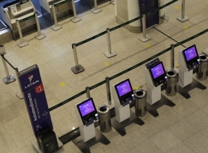 Latam anuncia 450 nuevos despidos en Chile, Per&uacute;, Colombia y Ecuador: Ya van 1.850 desvinculados en dos semanas